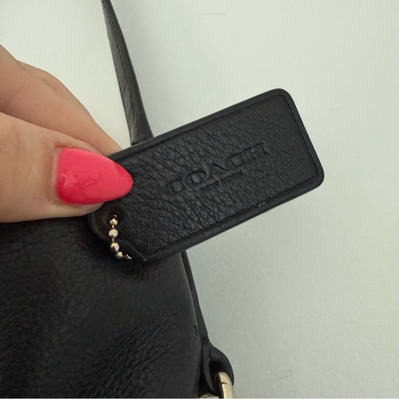 Vintage Coach black leather East/West Isabelle hobo shoulder bag - Picture 8 of 10